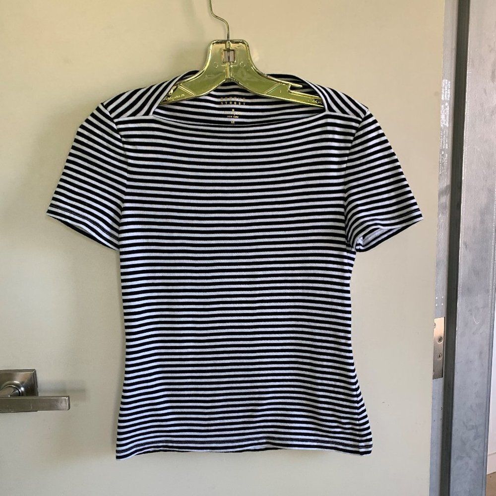 Kate Spade T shirt, black/white stripe, X small, 100% cotton, short sleeve, EUC